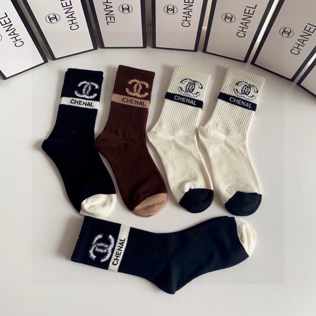 CHANEL CREW SOCKS 419059 (1 BOX )