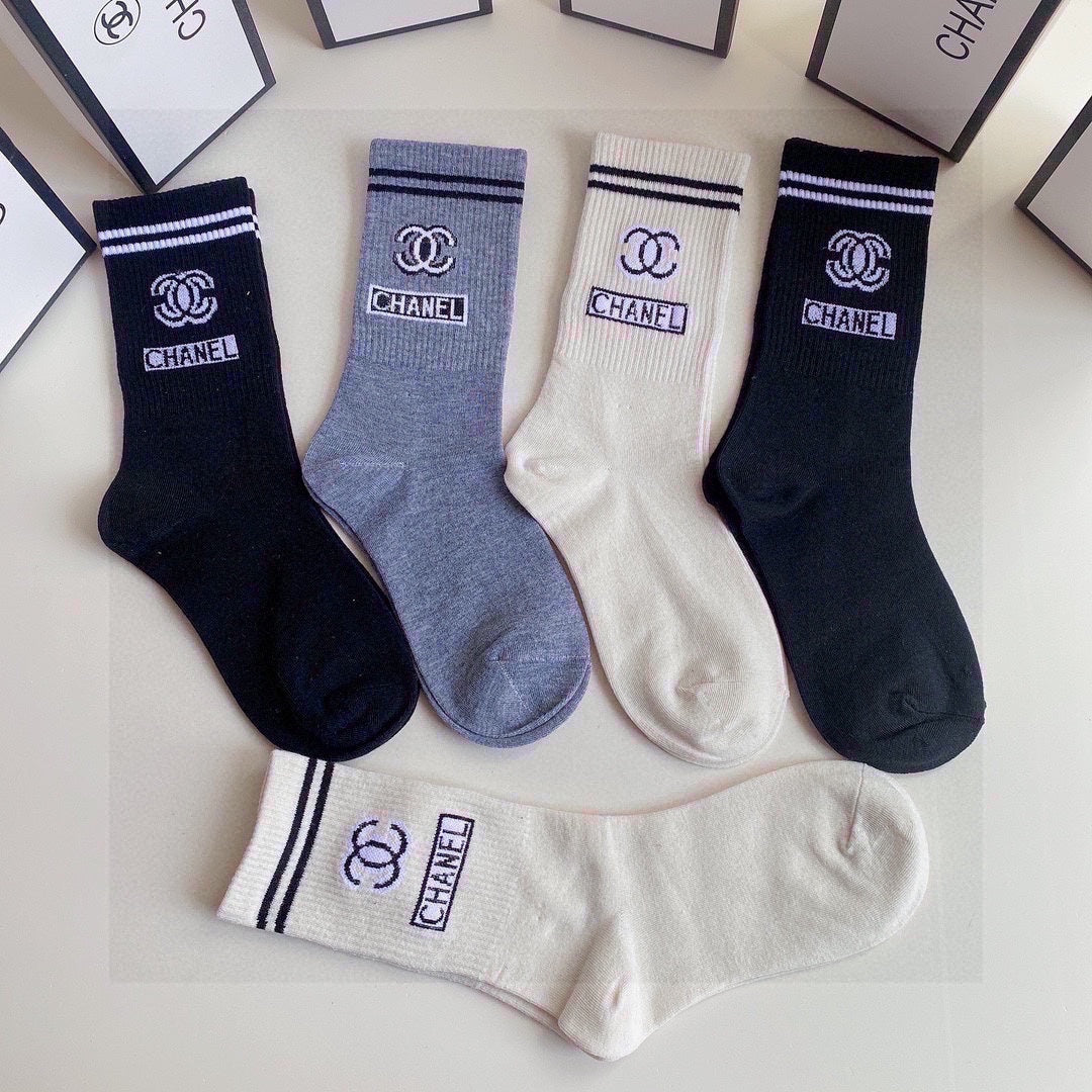 CHANEL CREW SOCKS 423779 (1 BOX)