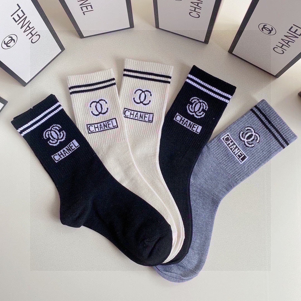 CHANEL CREW SOCKS 423779 (1 BOX)
