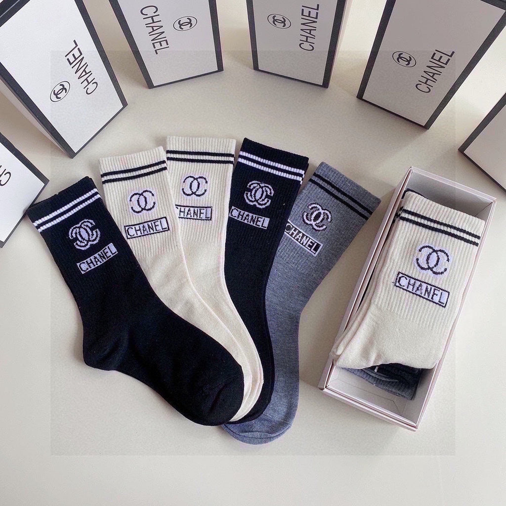 CHANEL CREW SOCKS 423779 (1 BOX)