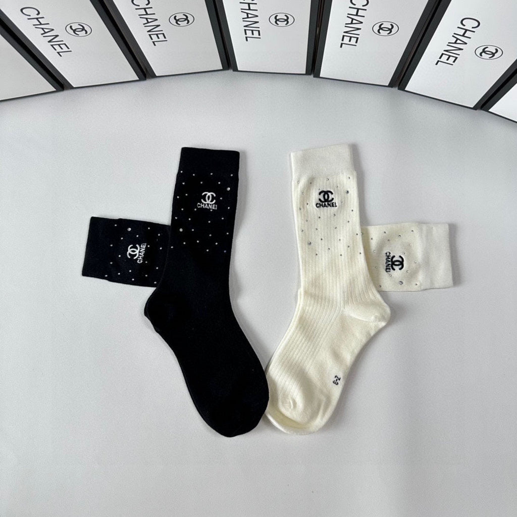 CHANEL CREW SOCKS 423798 (1 BOX)