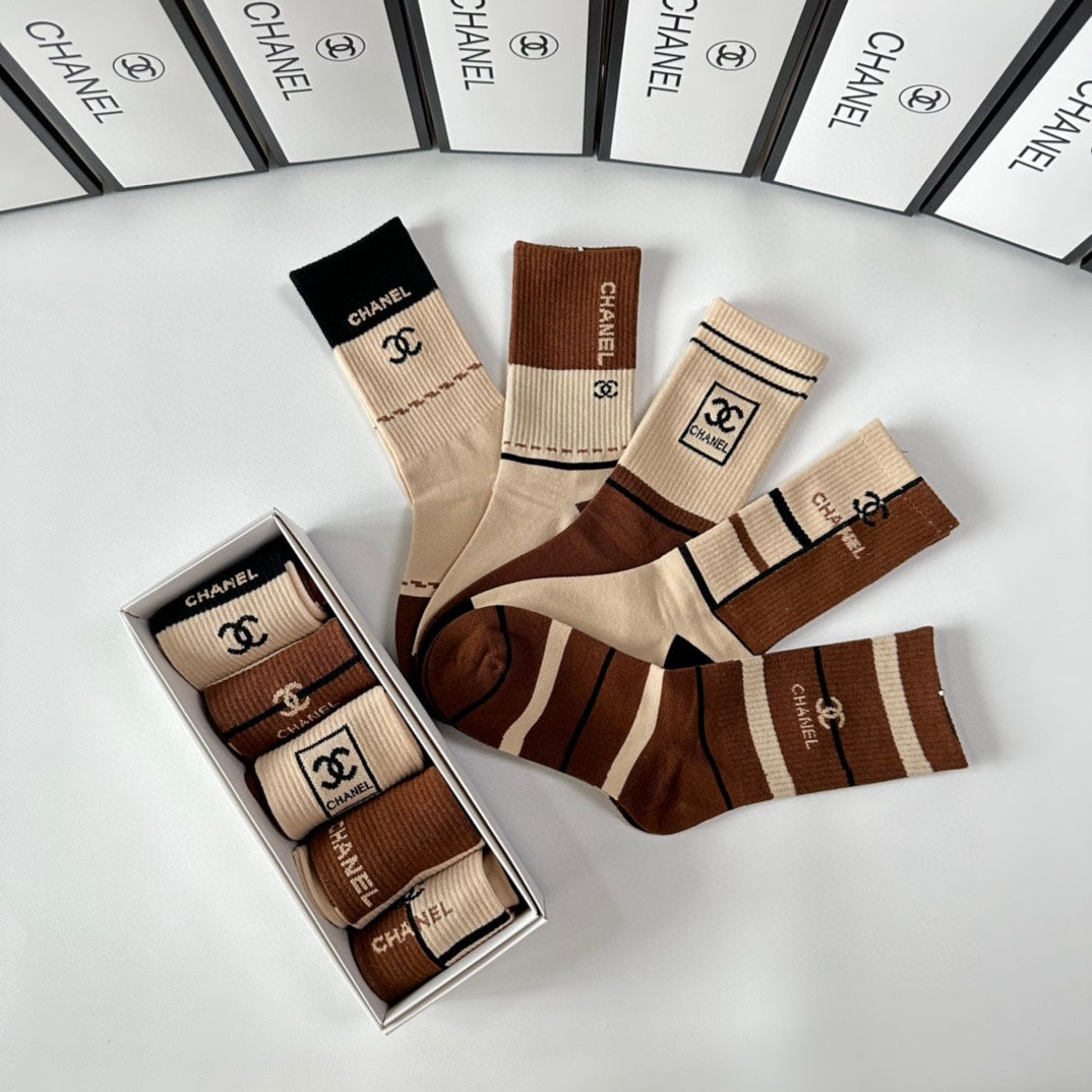 CHANEL CREW SOCKS 423821 (1 BOX)