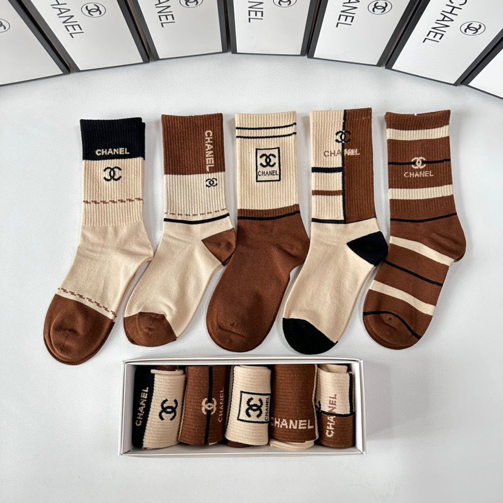 CHANEL CREW SOCKS 423821 (1 BOX)