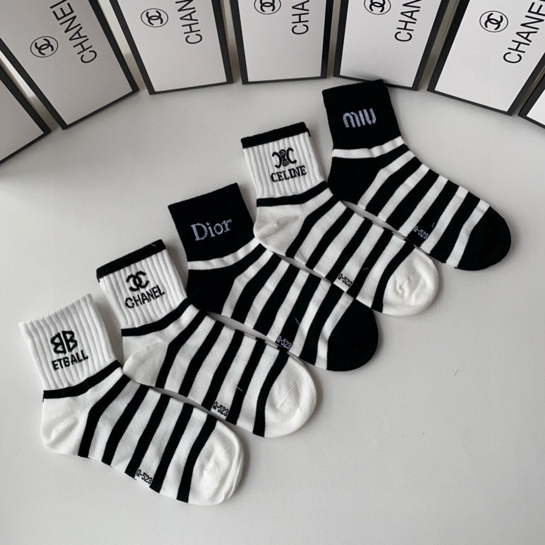 CHANEL LOW-CUT SOCKS 423830 (1 BOX)