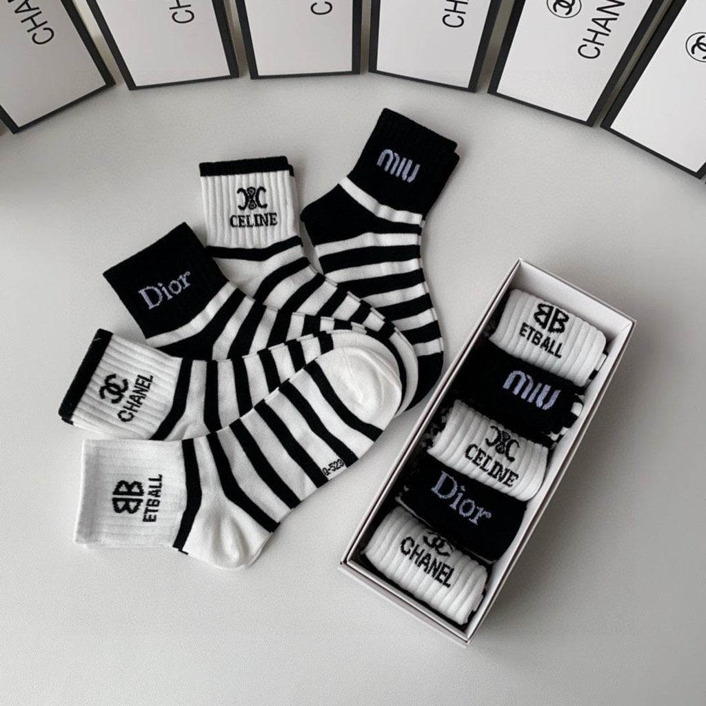 CHANEL LOW-CUT SOCKS 423830 (1 BOX)
