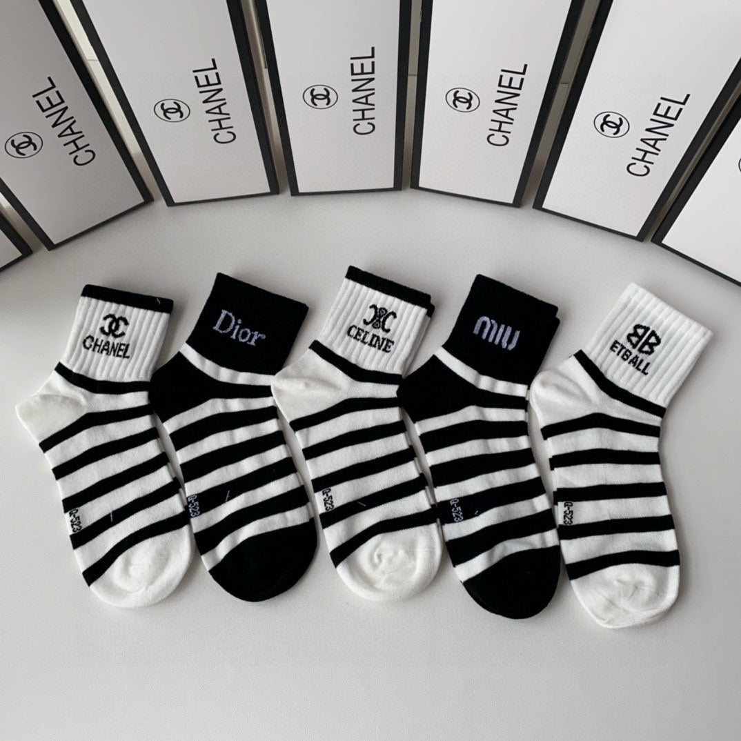 CHANEL LOW-CUT SOCKS 423830 (1 BOX)