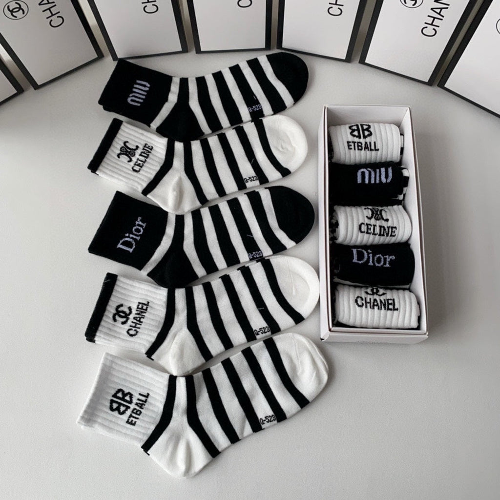 CHANEL LOW-CUT SOCKS 423830 (1 BOX)