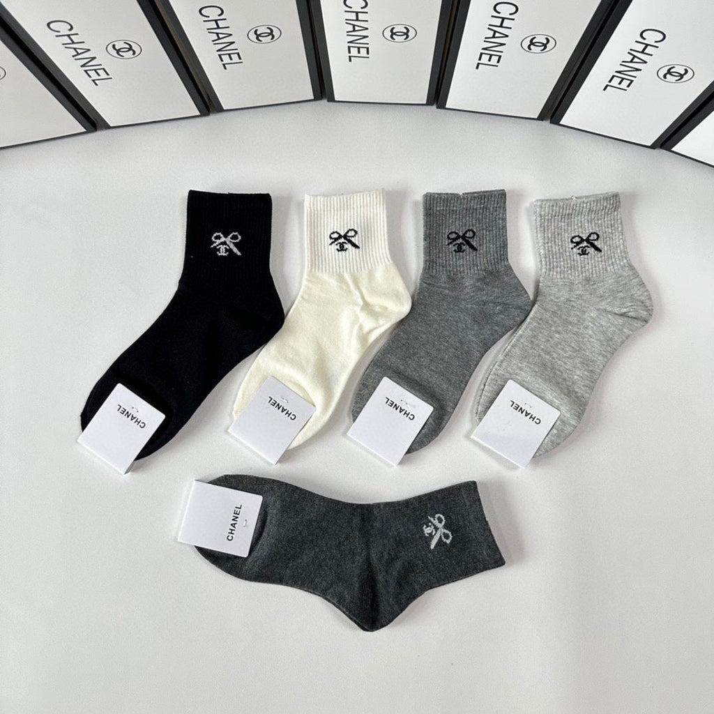 CHANEL LOW-CUT SOCKS 423834 (1 BOX)