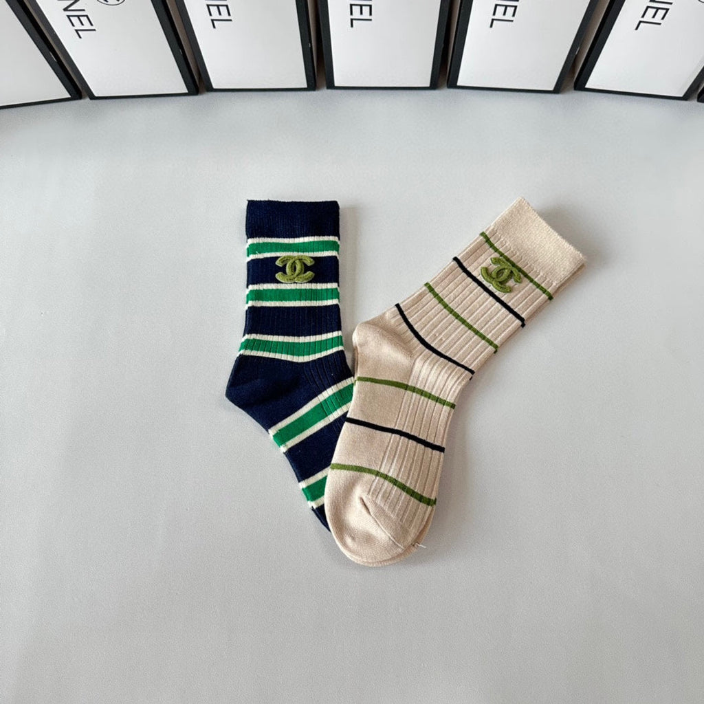 CHANEL CREW SOCKS 425665 ( 1 BOX )