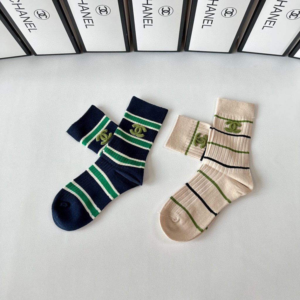 CHANEL CREW SOCKS 425665 ( 1 BOX )