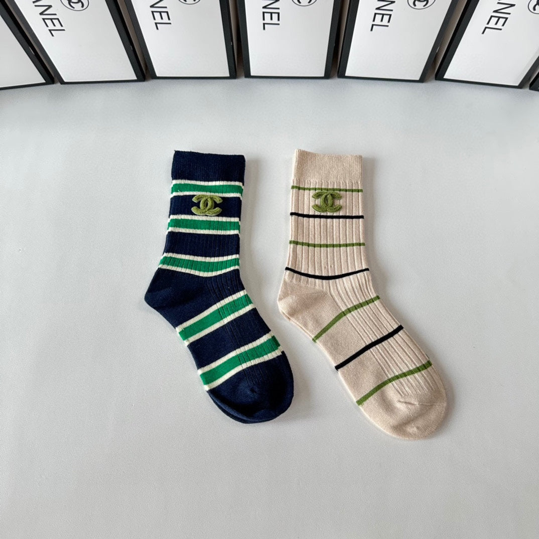 CHANEL CREW SOCKS 425665 ( 1 BOX )