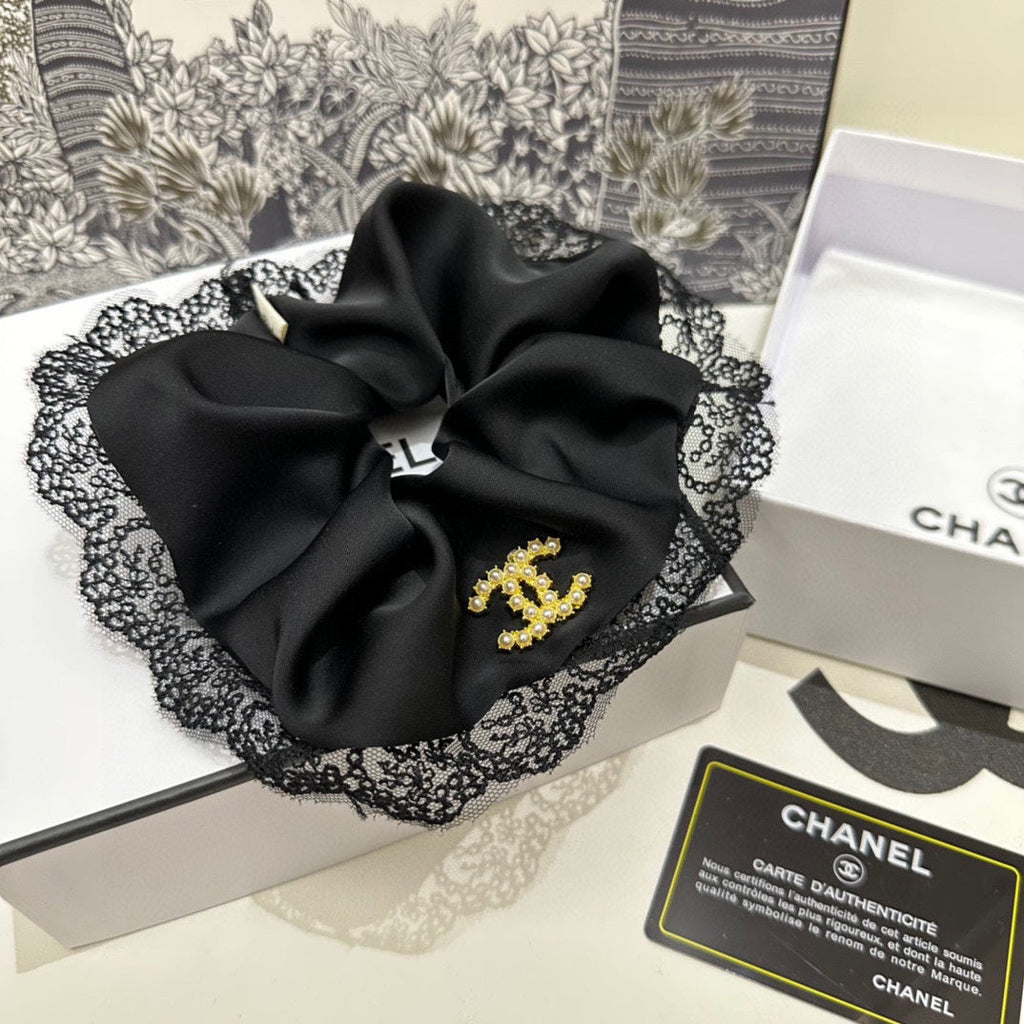 CHANEL BLACK SILK SCRUNCHIE 432826