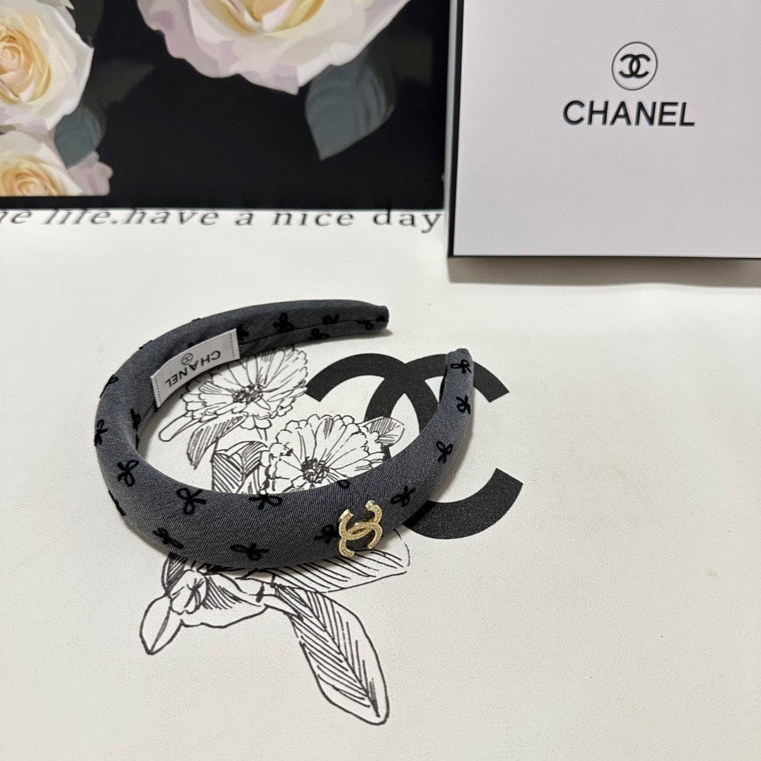 CHANEL DARK GRAY FABRIC HAIRBAND 432840