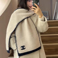 CHANEL KNIT SCARF 200 CM IN WHITE CASHMERE WITH BLACK LOGO 383911