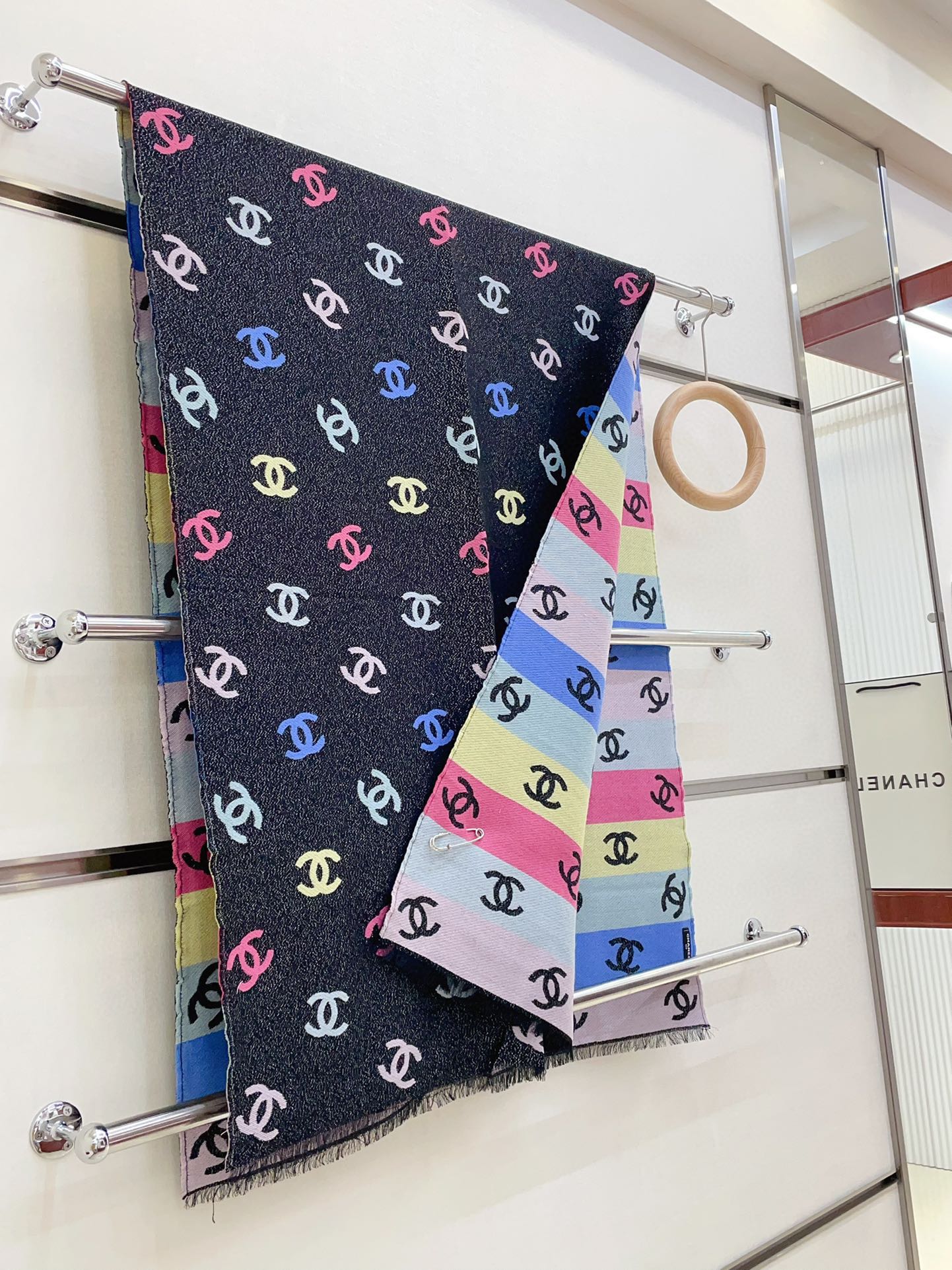CHANEL RAINBOW SCARF 180 CM IN COLORFUL CASHMERE AND WOOL 390961