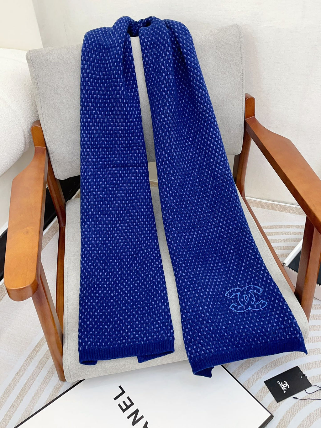 CHANEL SCARF 180 CM IN AZURE BLUE CASHMERE 394593