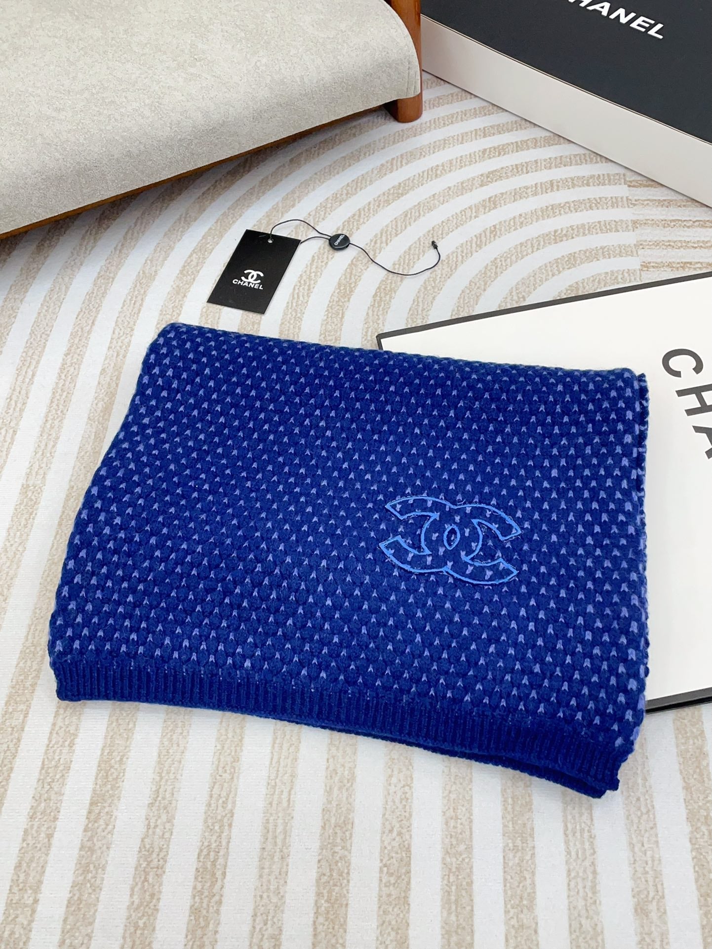CHANEL SCARF 180 CM IN AZURE BLUE CASHMERE 394593