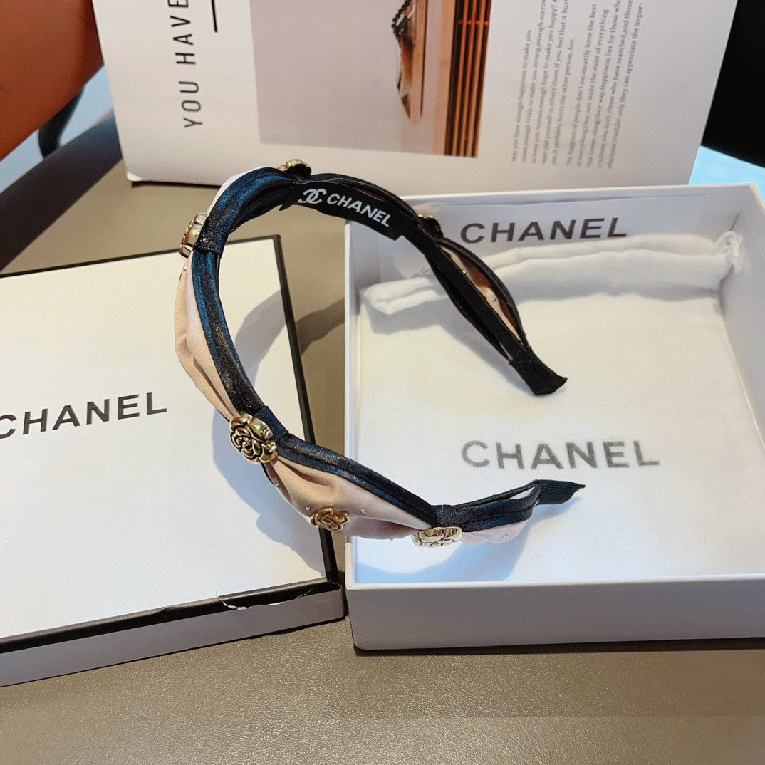 CHANEL LIGHT PINK SILK HAIRBAND 410836