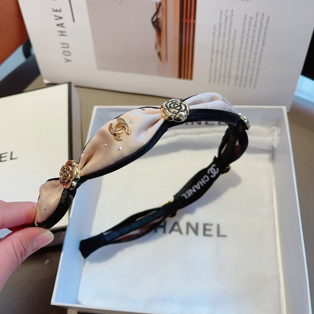 CHANEL LIGHT PINK SILK HAIRBAND 410836