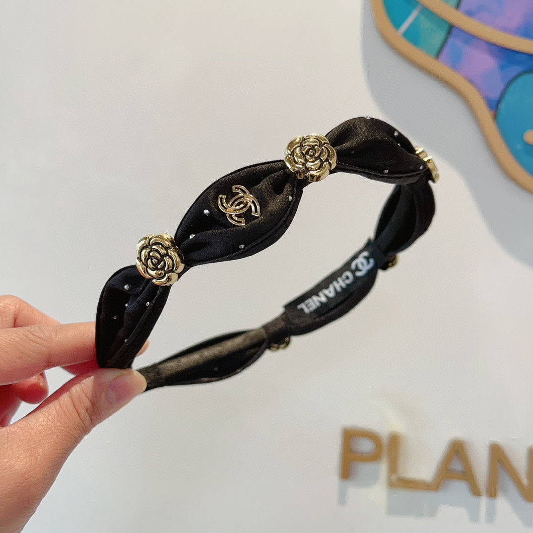 CHANEL BLACK SILK HAIRBAND 410837