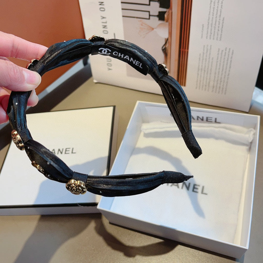 CHANEL BLACK SILK HAIRBAND 410837