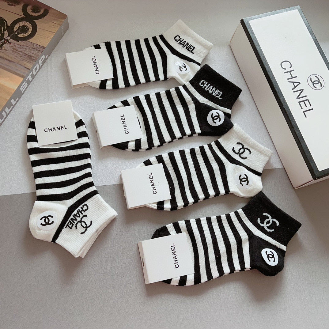CHANEL ANKLE SOCKS 412639 ( 1 BOX )