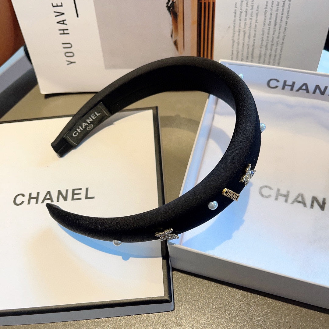 CHANEL BLACK FABRIC HAIRBAND WITH CRYSTAL 414405