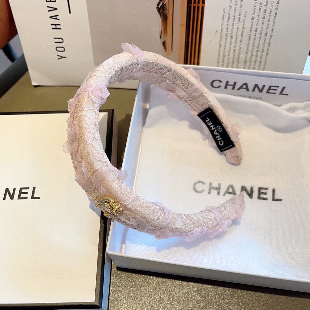 CHANEL LIGHT PINK FABRIC WITH ROSE LACE TRIM HAIRBAND 414413