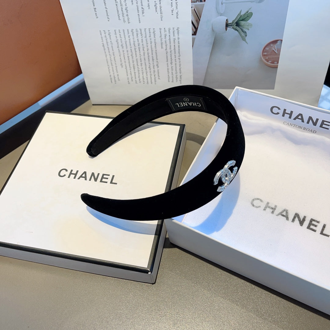 CHANEL BLACK VELVET HAIRBAND 414440
