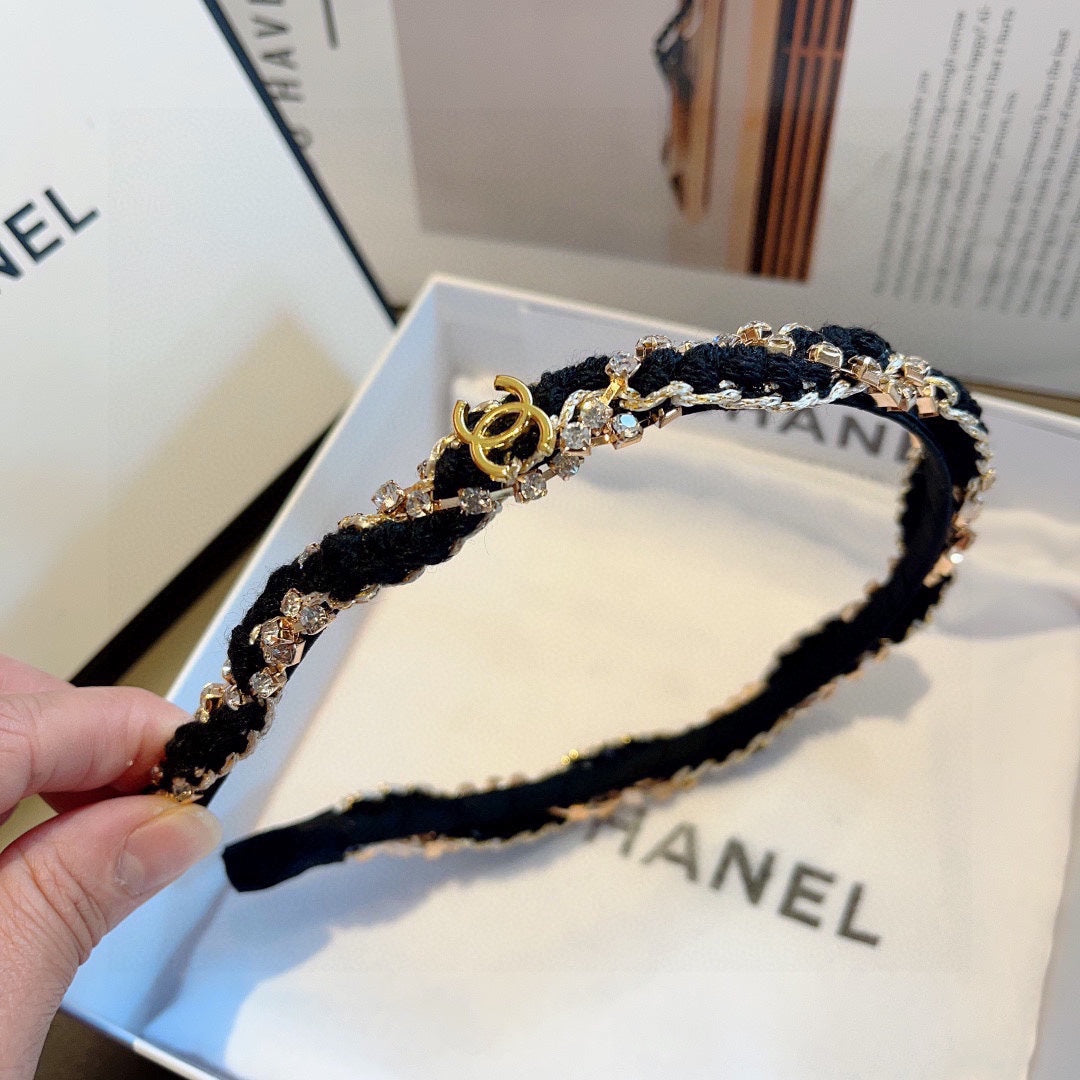 CHANEL BLACK FABRIC WITH CRYSTAL HAIRBAND 417312