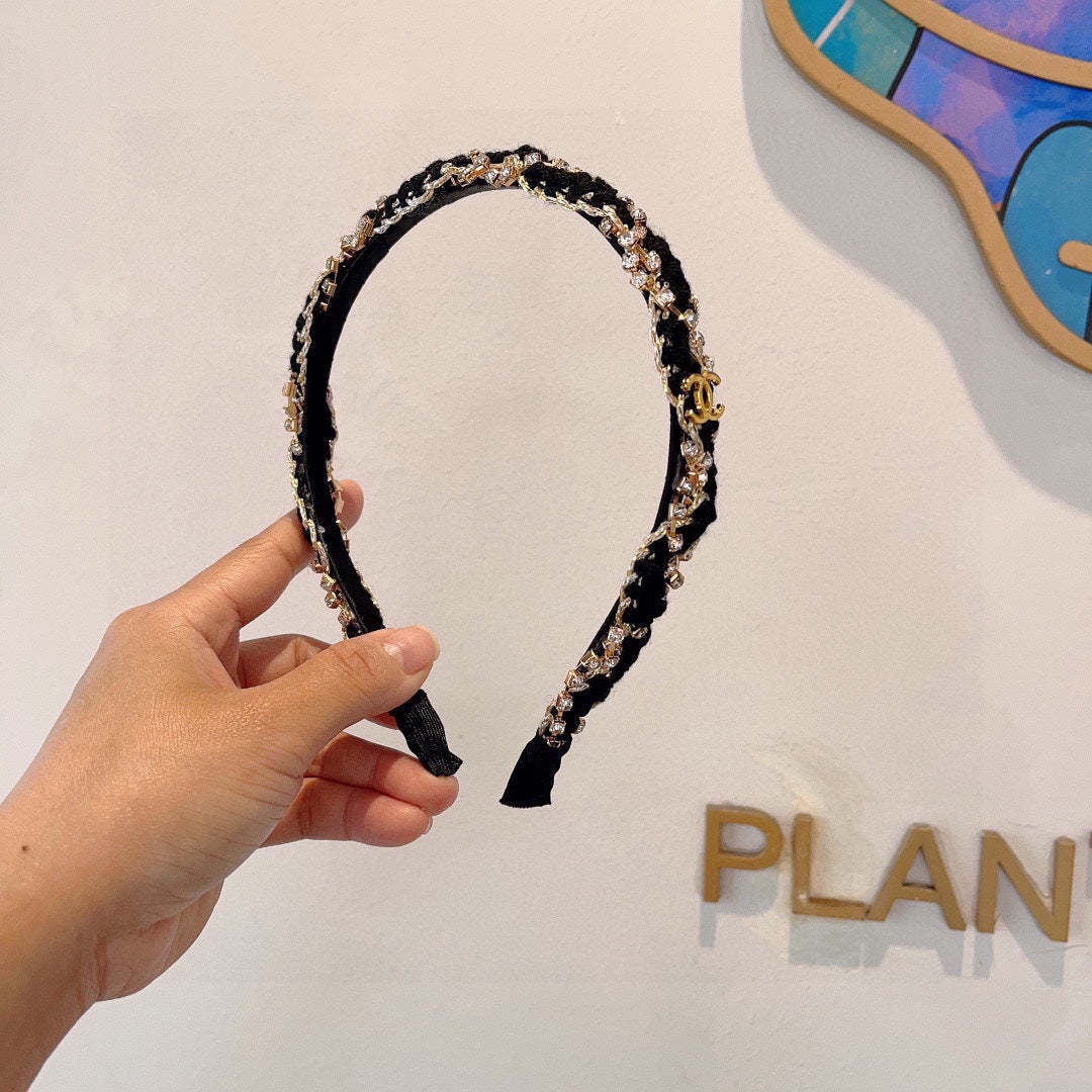CHANEL BLACK FABRIC WITH CRYSTAL HAIRBAND 417312