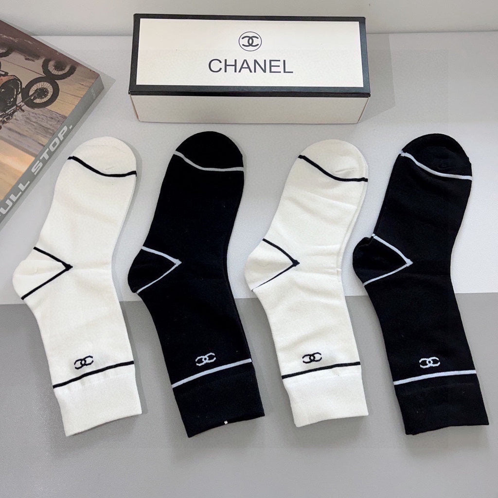CHANEL CREW SOCKS 417494 ( 1 BOX )