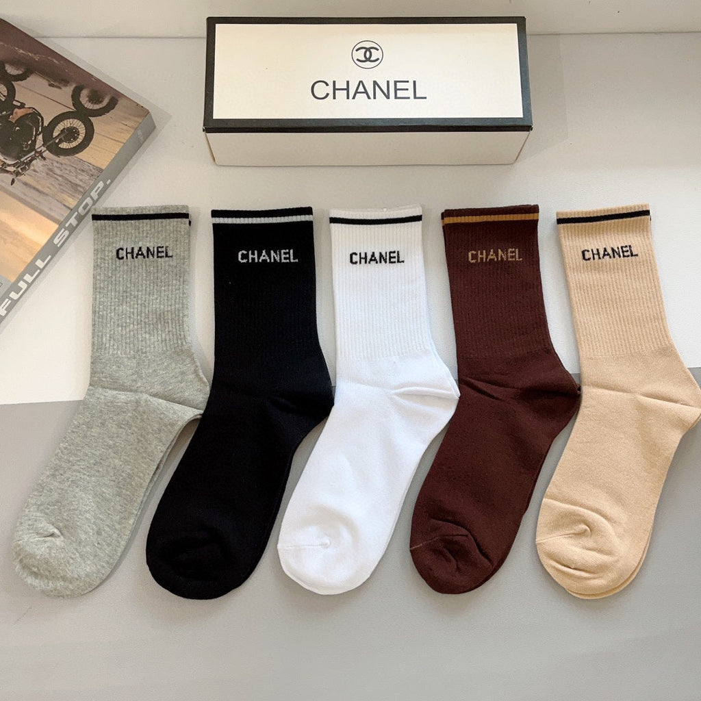 CHANEL CREW SOCKS 419073 (1 BOX )