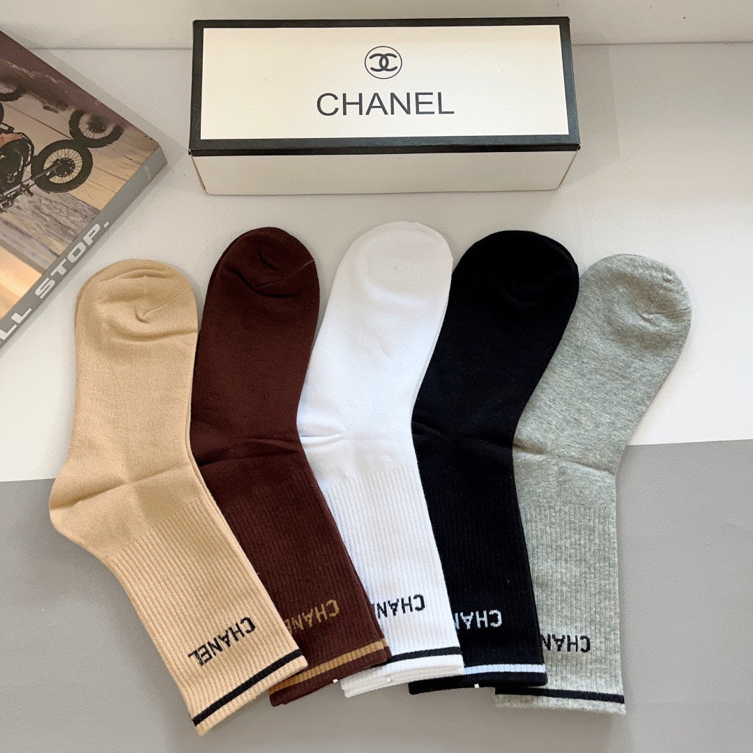 CHANEL CREW SOCKS 419073 (1 BOX )
