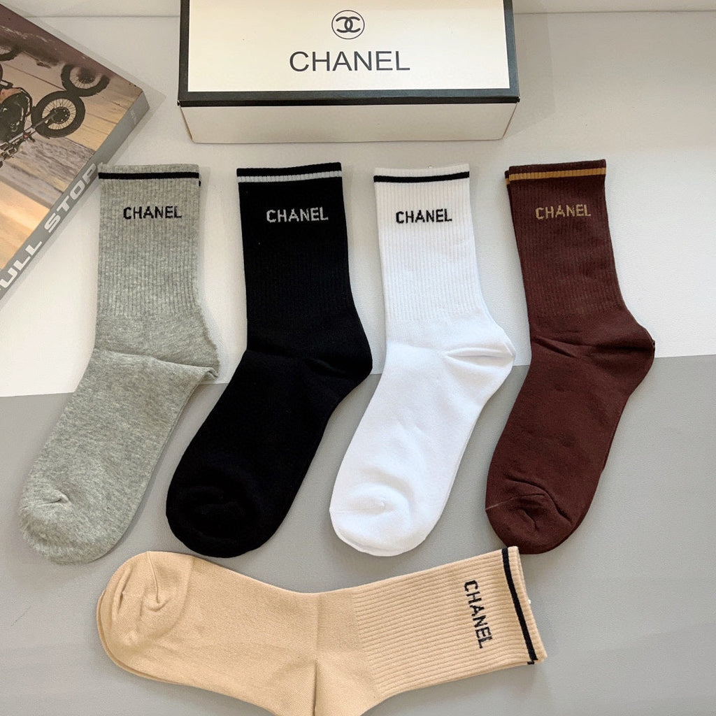 CHANEL CREW SOCKS 419073 (1 BOX )