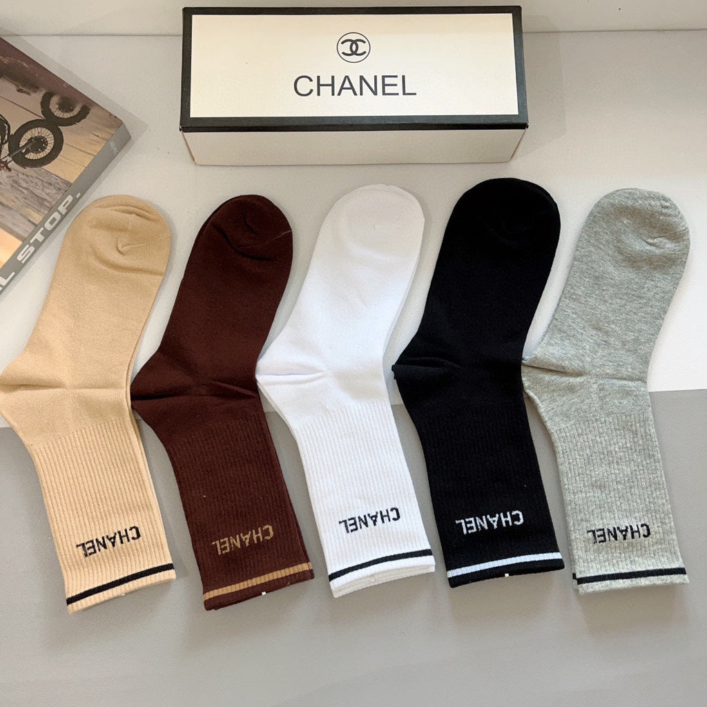 CHANEL CREW SOCKS 419073 (1 BOX )