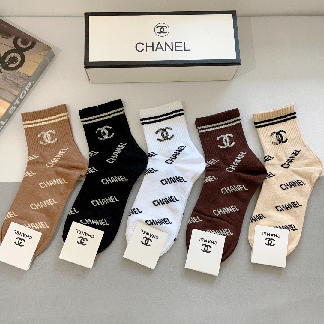 CHANEL CREW SOCKS 419074 (1 BOX )