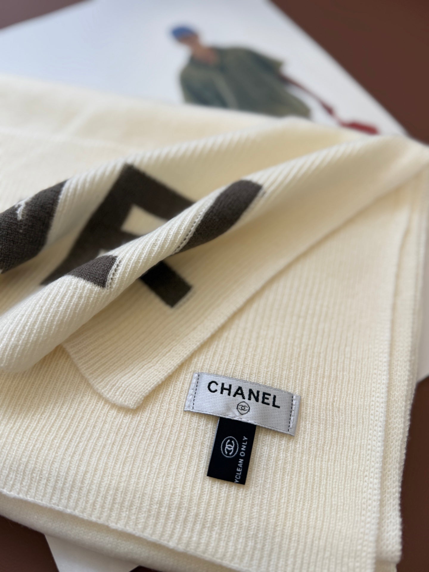CHANEL 25S SCARF 170 CM IN CASHMERE 943081