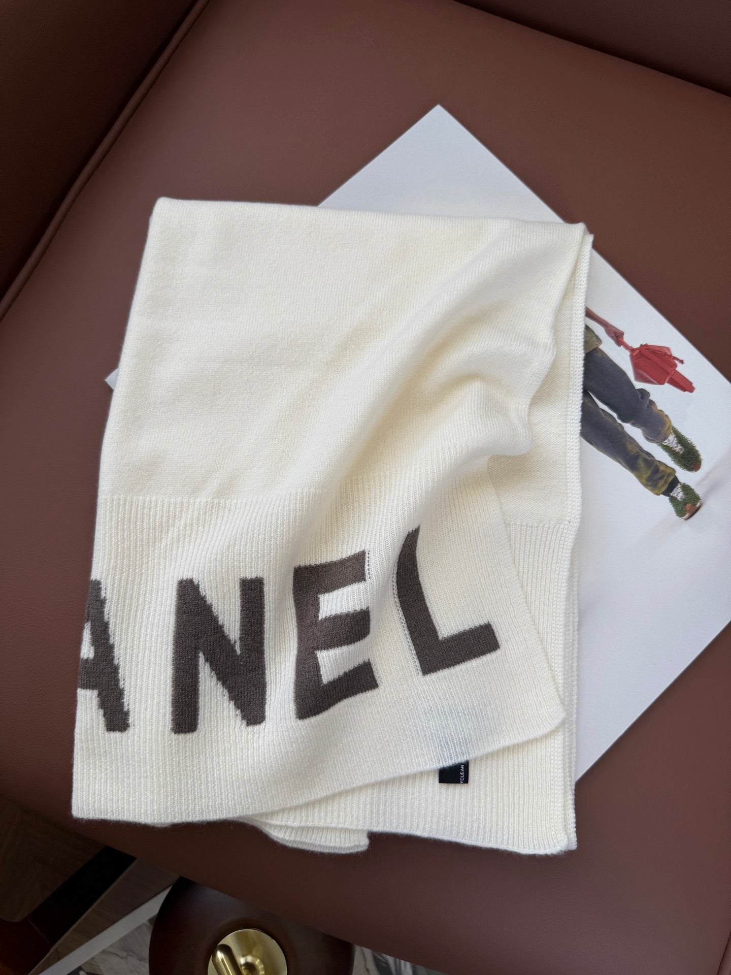 CHANEL 25S SCARF 170 CM IN CASHMERE 943081
