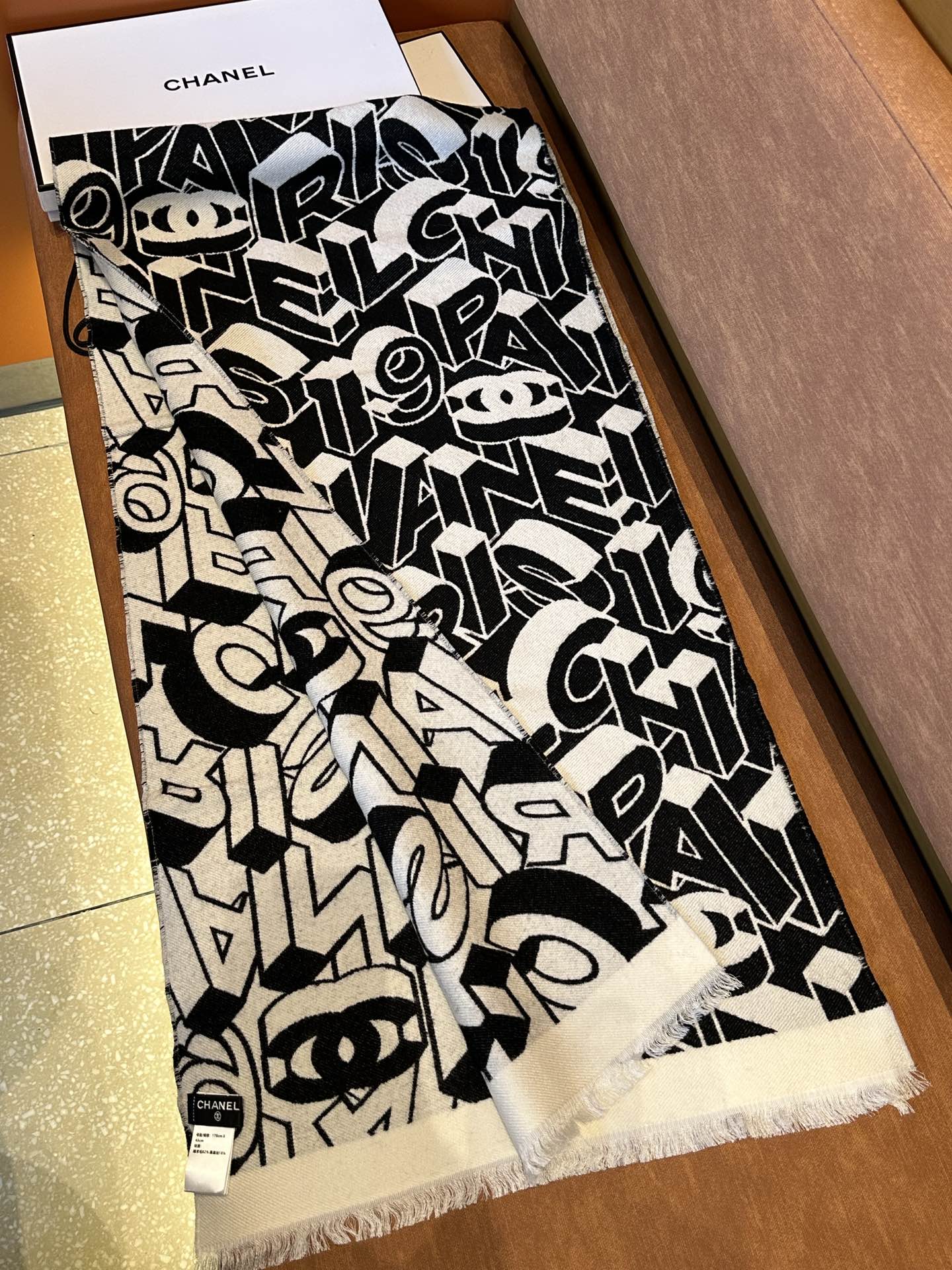 CHANEL LETTER LOGO 178 CM SCARF IN BLACK MIX WHITE SHEEP WOOL AND SILK 393103