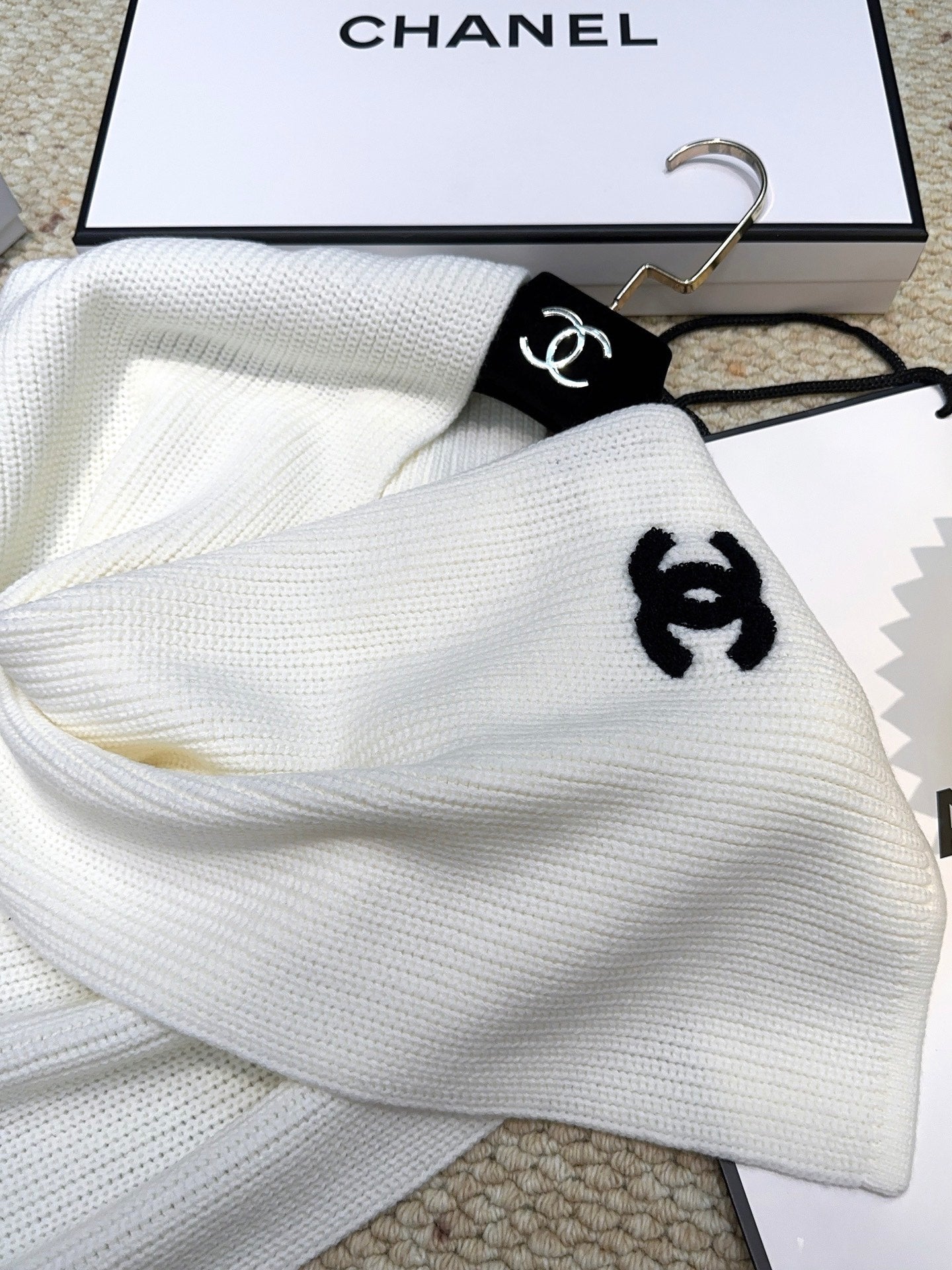CHANEL 25S SCARF 175 IN WOOL 991923
