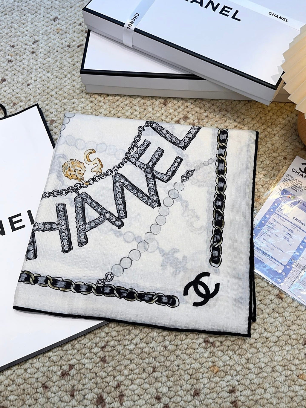 CHANEL 25S SCARF 140 CM IN CASHMERE SILK 943929