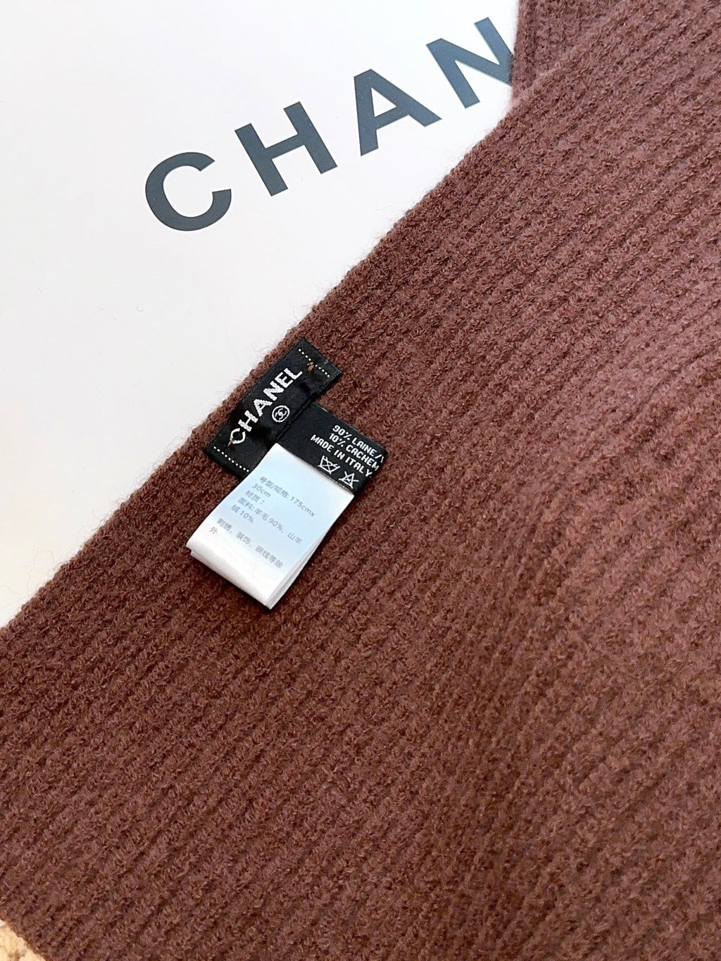 CHANEL 25S SCARF 175 IN CASHMERE 932231