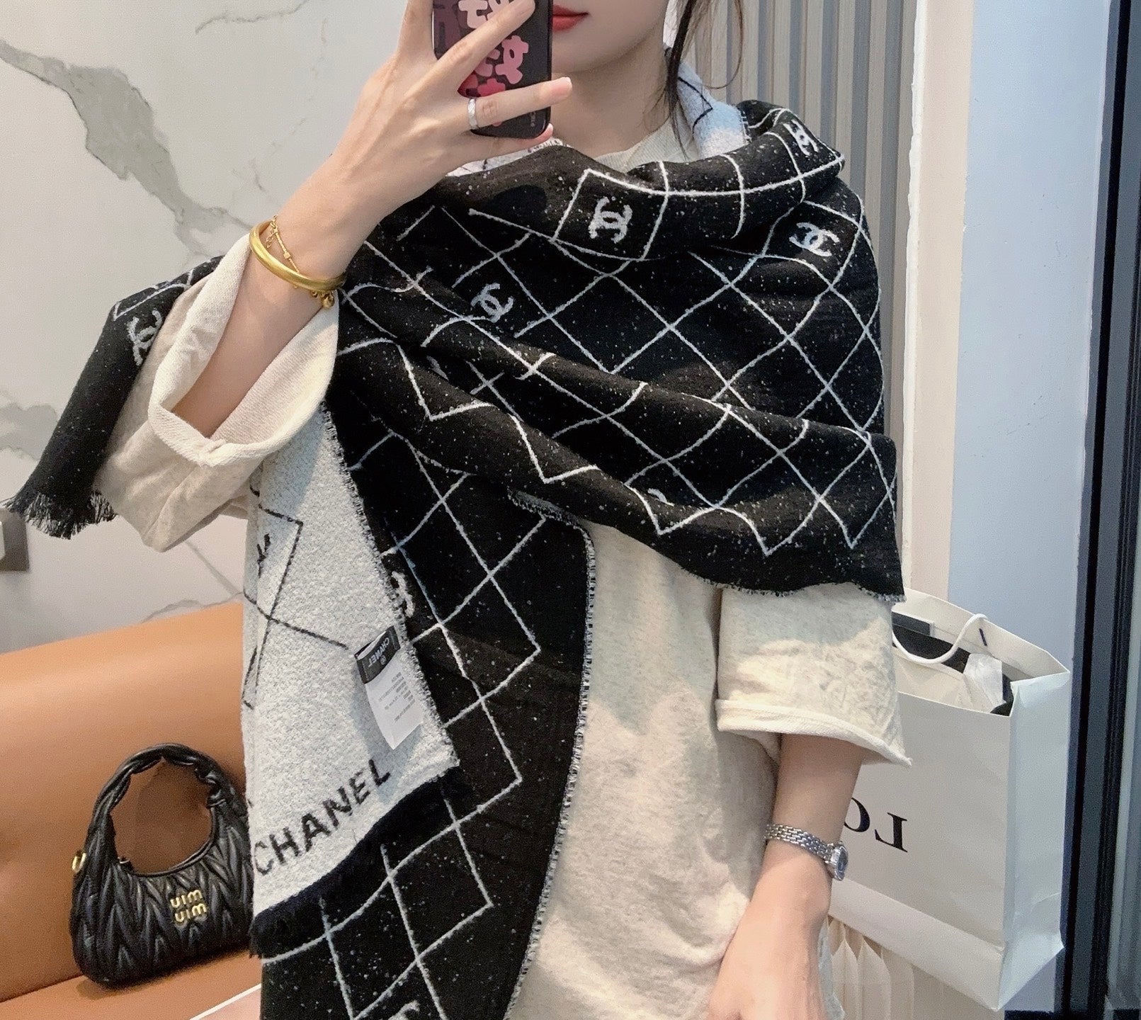 CHANEL 25S SCARF 195 CM IN CASHMERE 942782