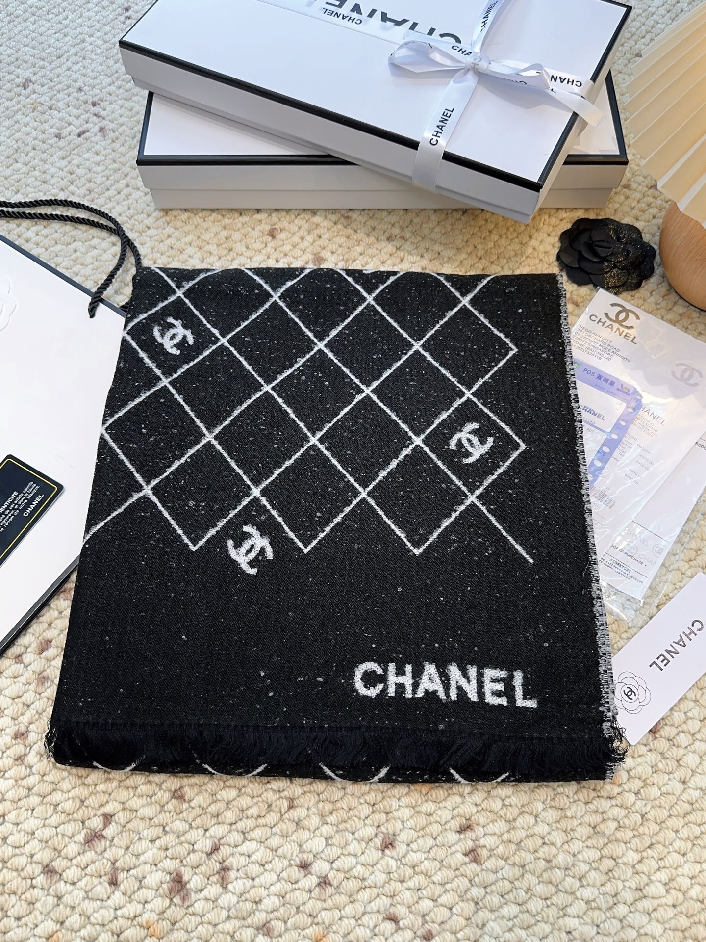 CHANEL 25S SCARF 195 CM IN CASHMERE 942782