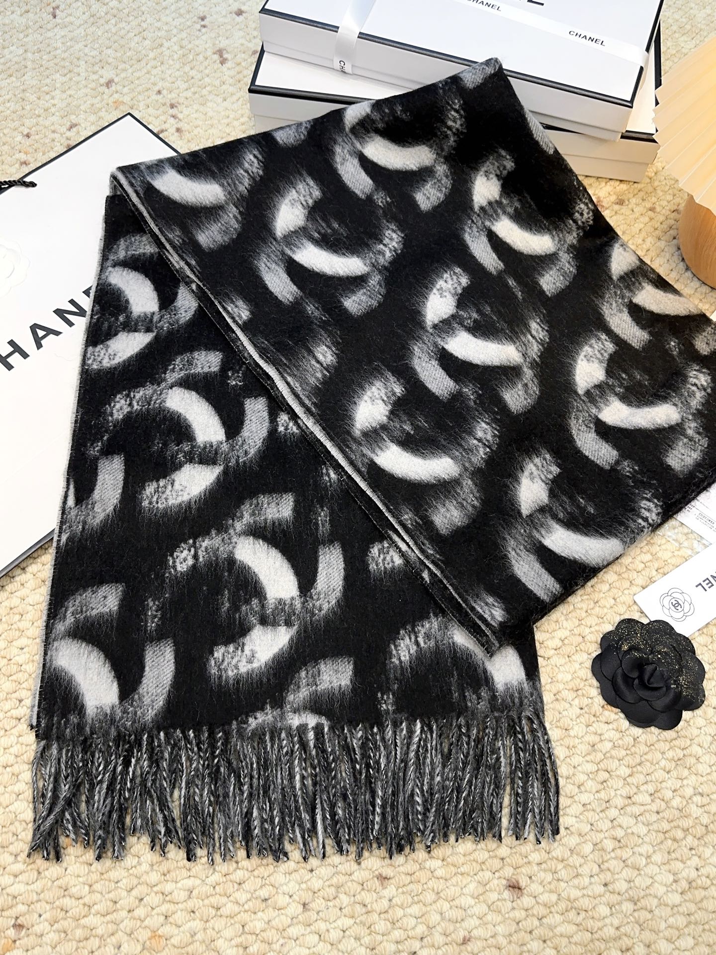 CHANEL 25S SCARF 210 CM IN CASHMERE 943937