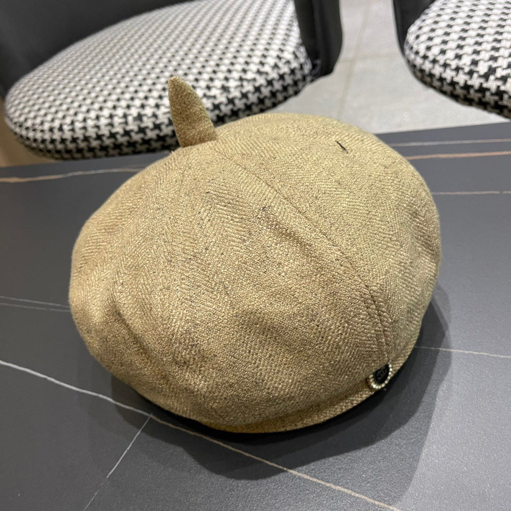CHANEL BERET HAT IN PEANUT BROWN FABRIC 420942