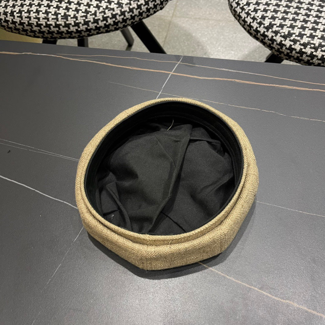 CHANEL BERET HAT IN PEANUT BROWN FABRIC 420942