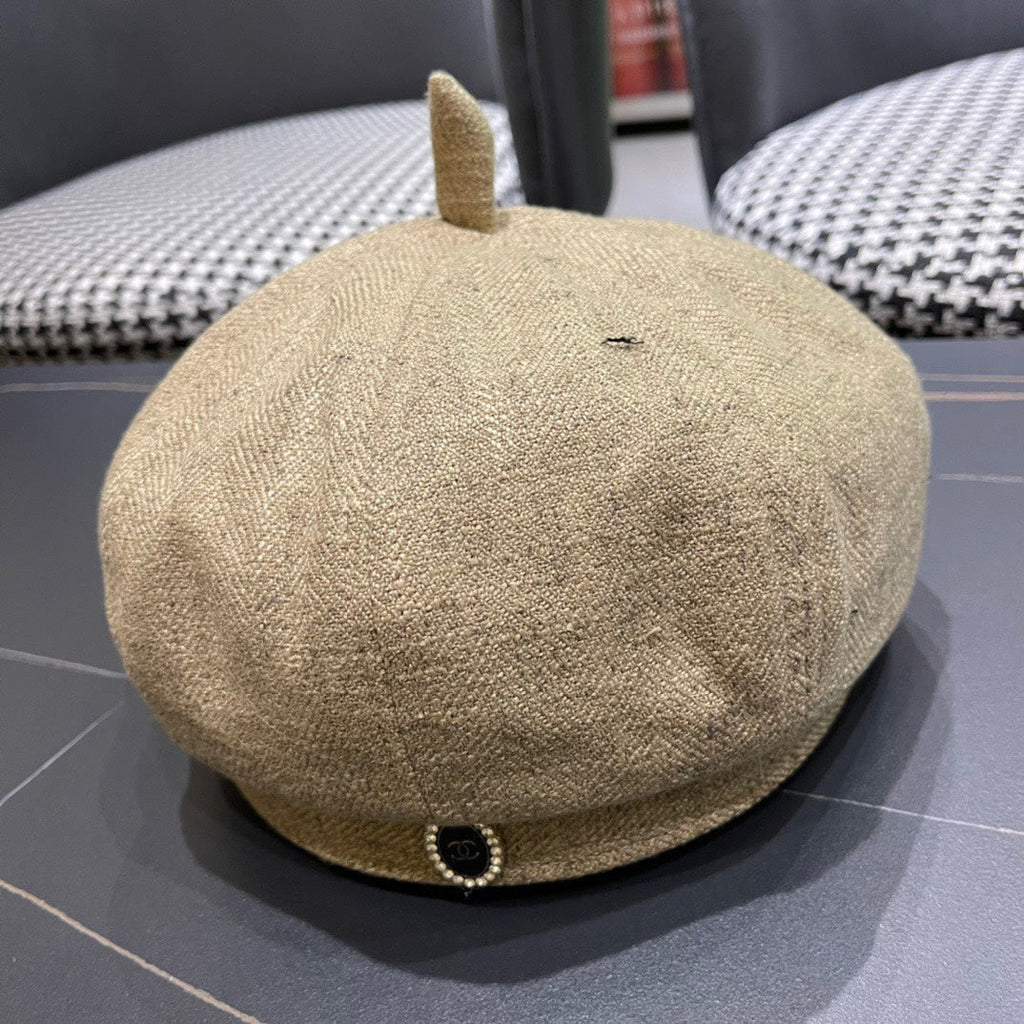 CHANEL BERET HAT IN PEANUT BROWN FABRIC 420942