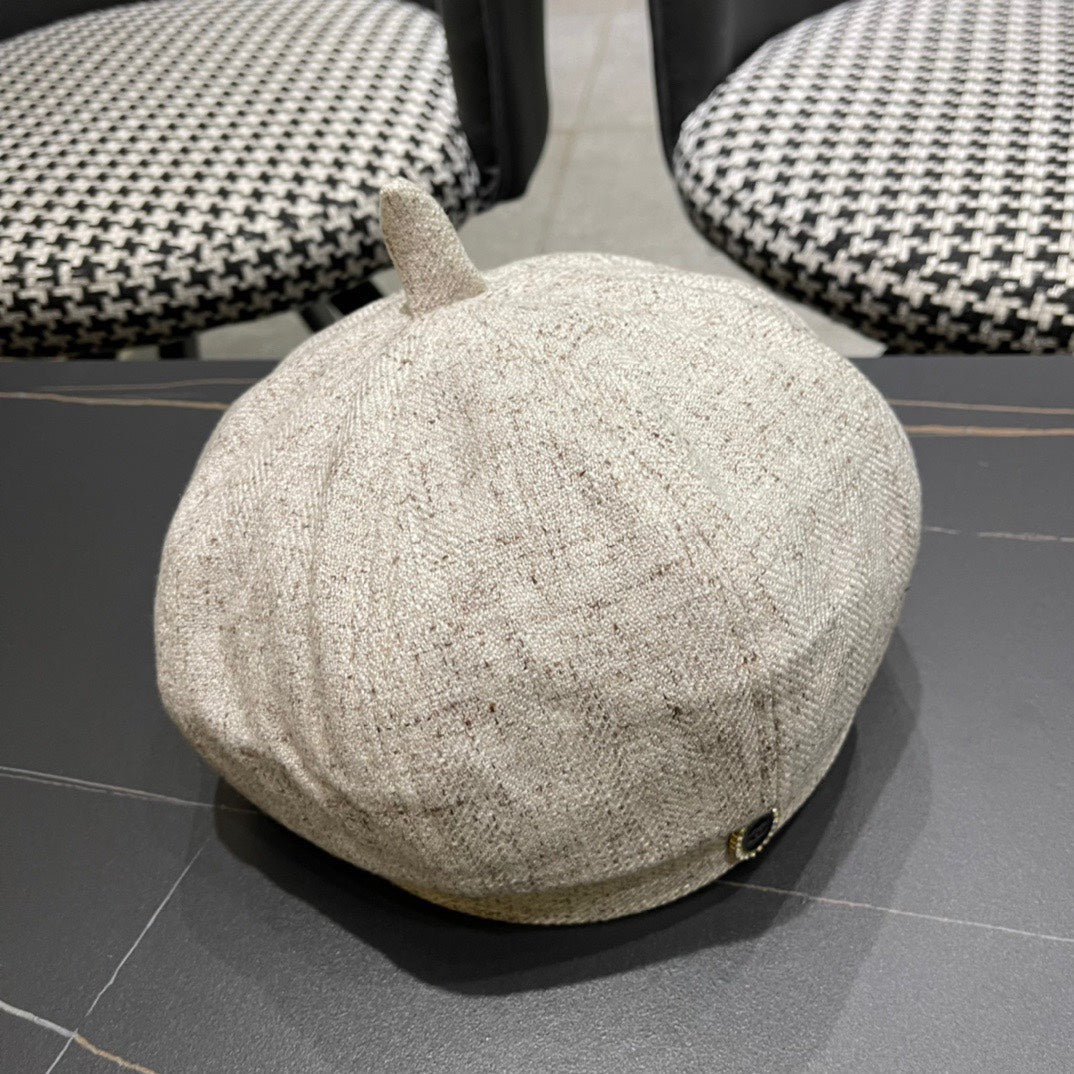 CHANEL BERET HAT IN BEIGE FABRIC 420943